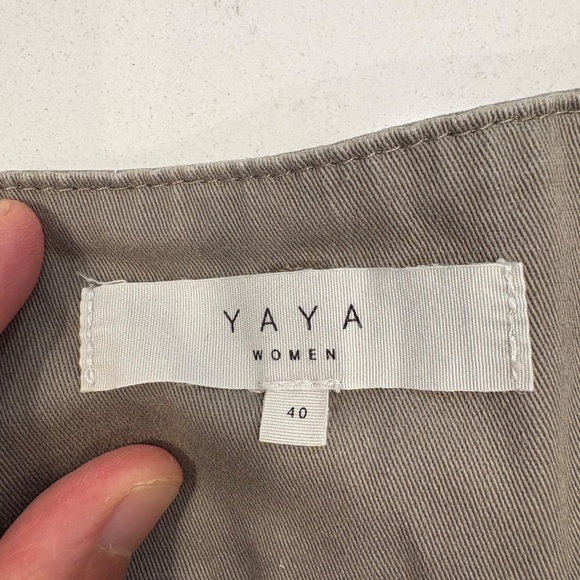 Yaya high waist shorts.  Color khaki Size 40 ( like new! ) - Picture 2 of 12